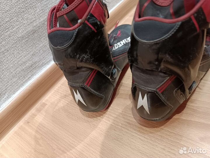 Лыжные ботинки коньковые madshus