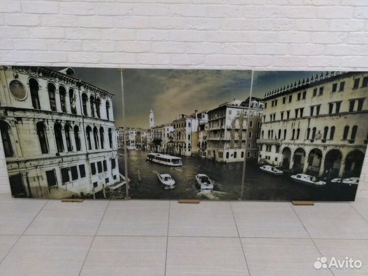 Фотопечать на стекле. Венеция. Двери купе