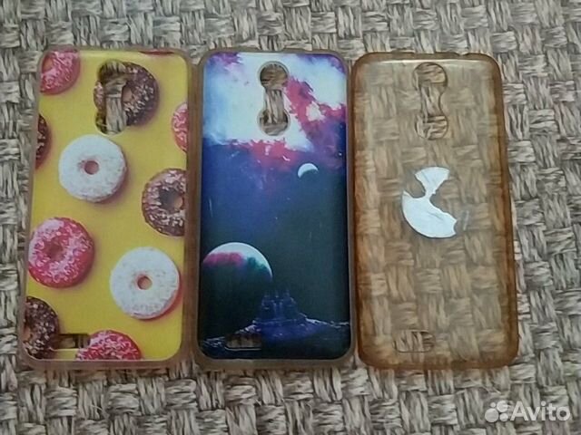 Чехлы на телефоны