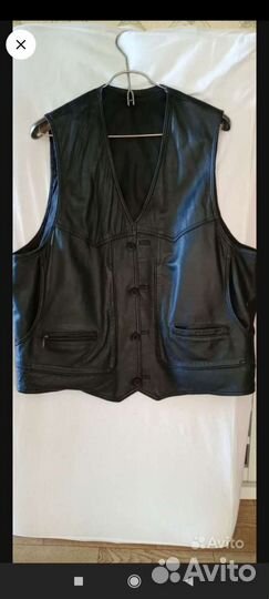 Кожаная жилетка