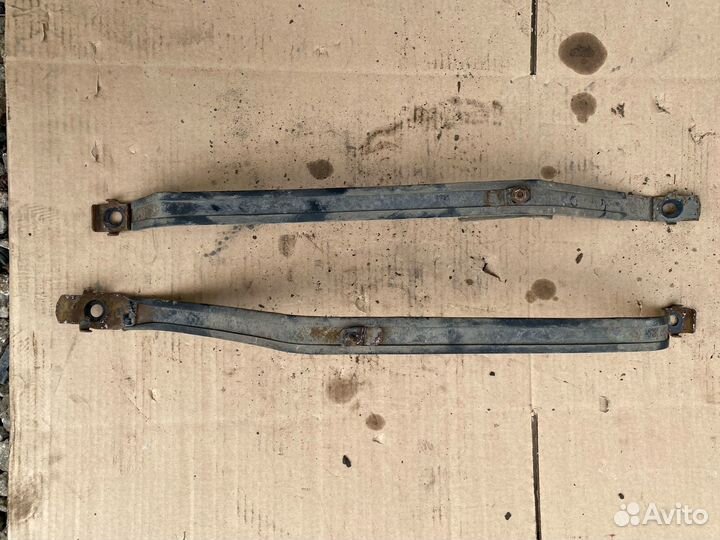 Петли крепления бензобака Mazda CX-5 KE