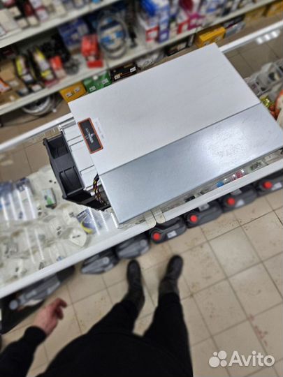 Асик Майнер Antminer L7