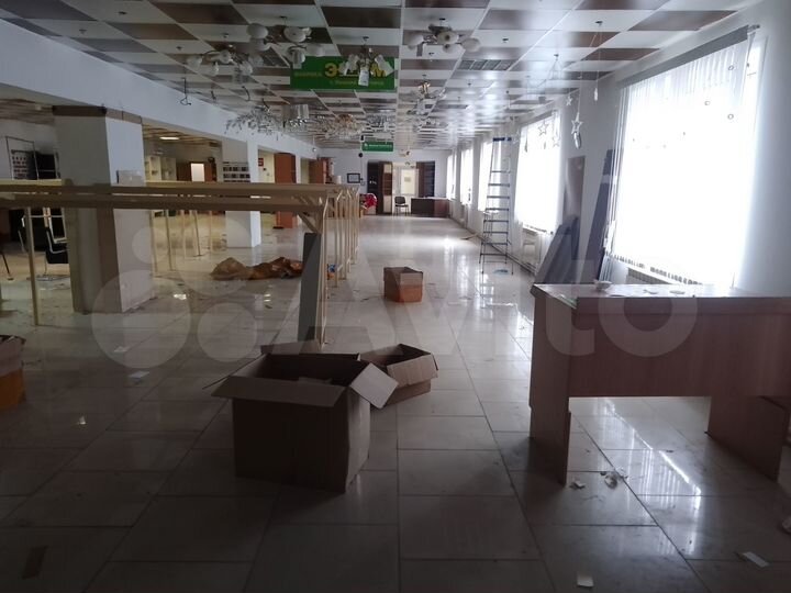 Свободного назначения, 700 м²