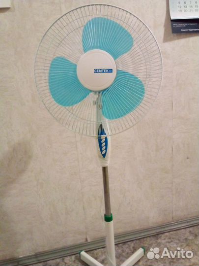 Вентилятор напольный новый Centek