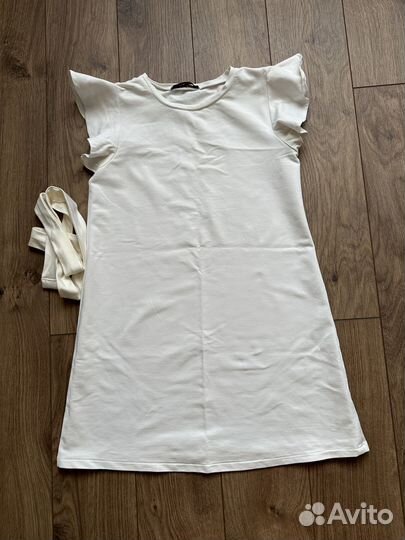 Продаются платья в хорошем состоянии на 42-44 р-р