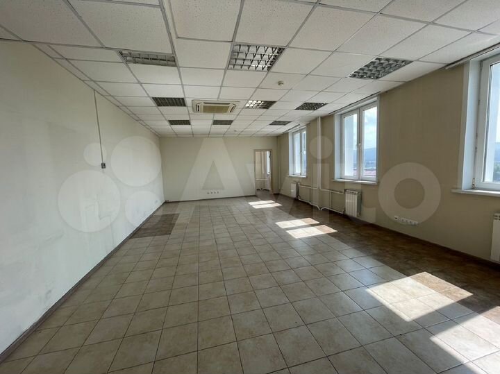 Продам офисное помещение, 3672.5 м²