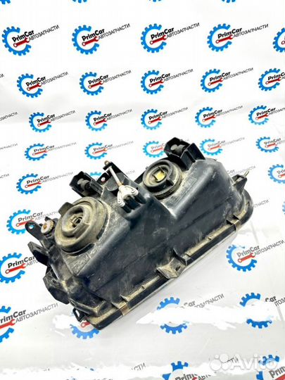 Фара левая Mitsubishi Delica PA3V