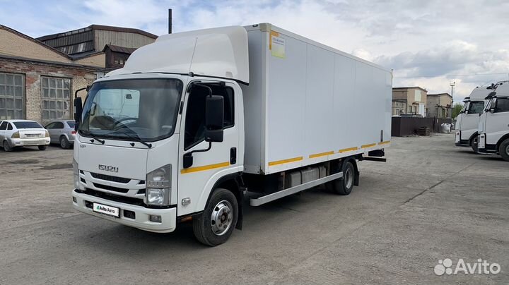 Isuzu NPR, 2019