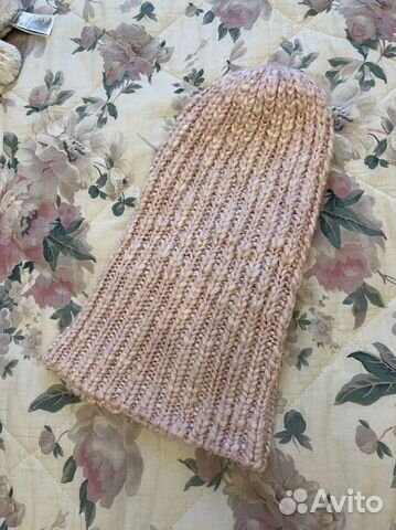 Женская шапка