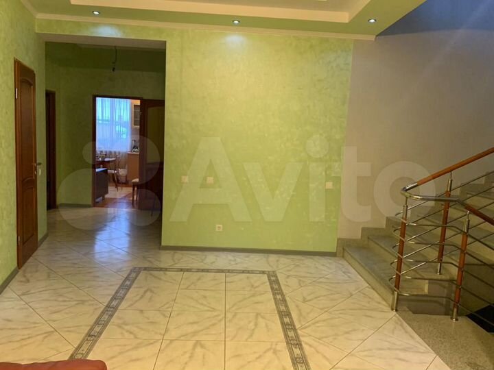 Дом 206,5 м² на участке 10 сот.