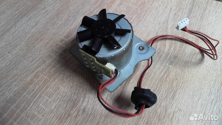 Шаговый двигатель M49SP-2NK mitsumi 7.5 step