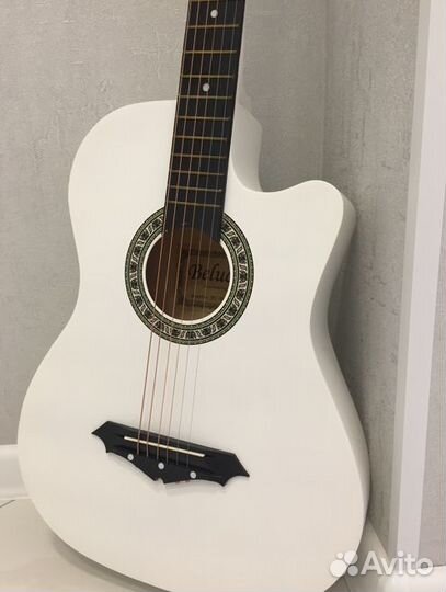 Гитара новая