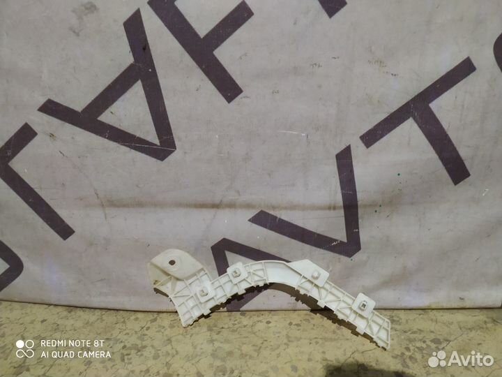 Кронштейн бампера задний правый Mitsubishi ASX