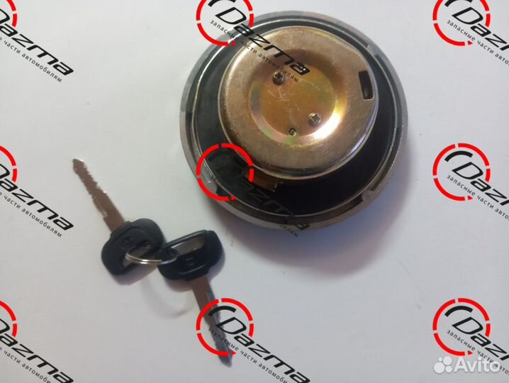 Zevs CY87164 Крышка топливного бака hino 500 с клю