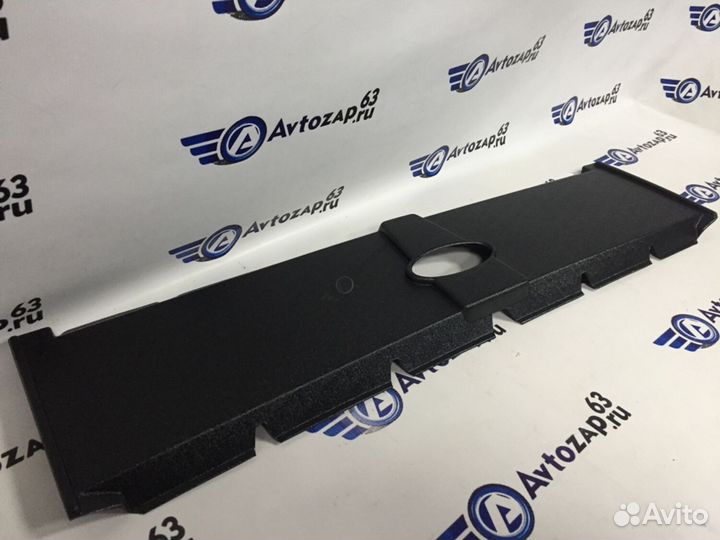 Зимняя защита радиатора Нива 4х4