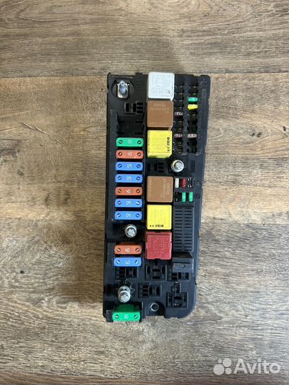 Opel vectra C блок предохранителей