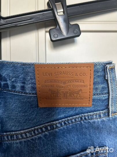 Женские джинсы Levis High Loose Taper размер 24