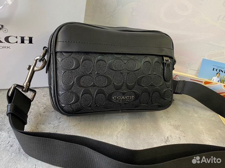 Сумка Coach через плечо