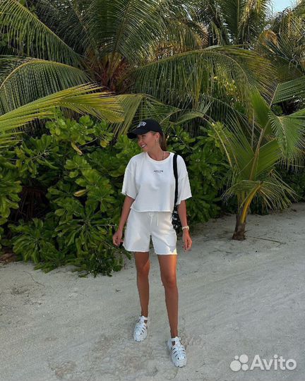 Костюм футболка шорты женский