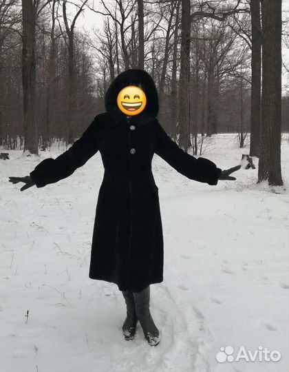 Шуба мутоновая с капюшоном