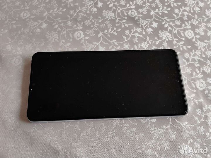 HUAWEI P30, 8/128 ГБ