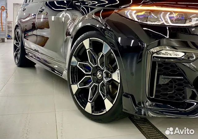 Кованые диски R22 на BMW X7