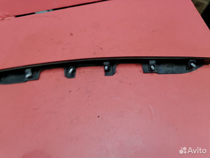 Накладка двери багажника Toyota Auris 150 2006-201