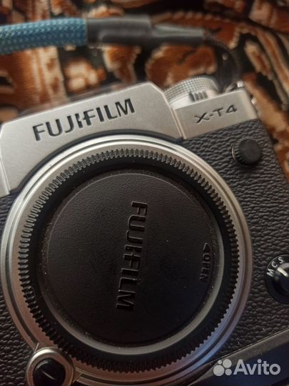 Фотоаппарат fujifilm xt4 body