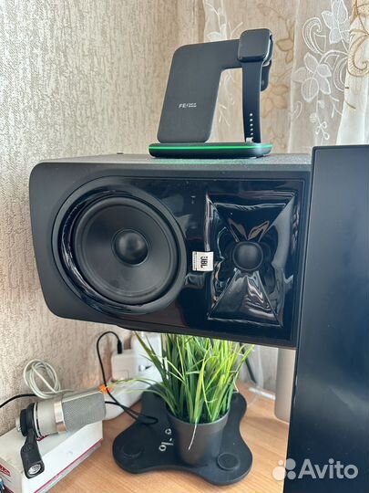 Студийные мониторы jbl 305p mkii