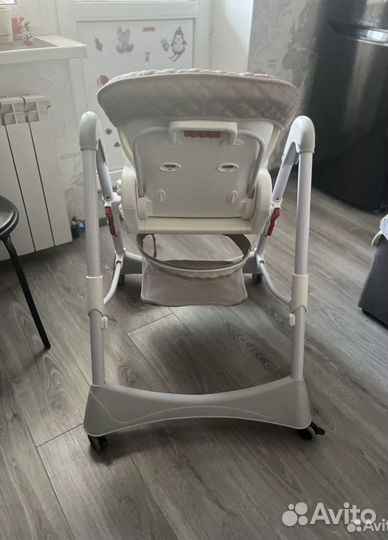 Стул для кормления