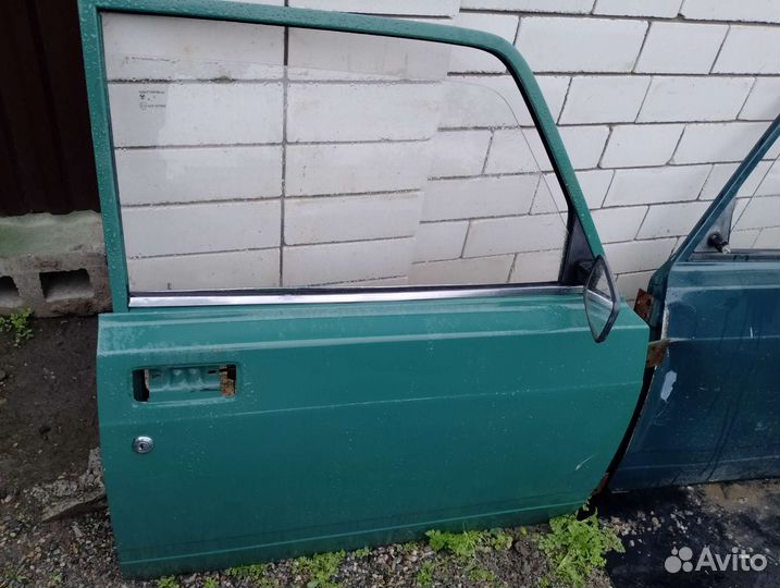 Двери передние на Ваз 2107