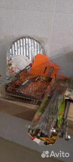 Решетка,шампуры для барбекю