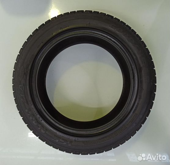 Goodyear Ice Navi Zea 215/55 R17