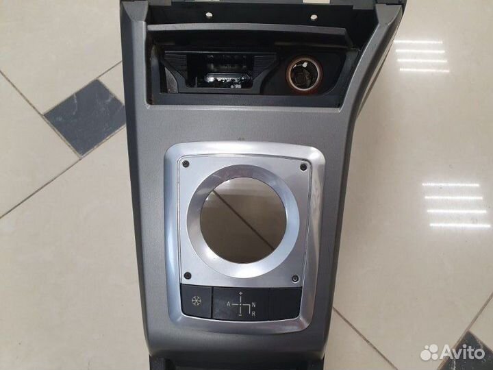 Консоль центральная Opel Astra Gtc L08 Z16XEP 2006