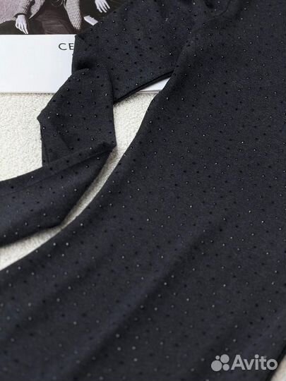 Вечернее платье в камнях