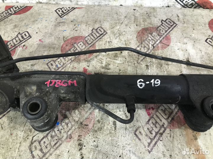 Рулевая рейка jeep cherokee KJ EKG 2004