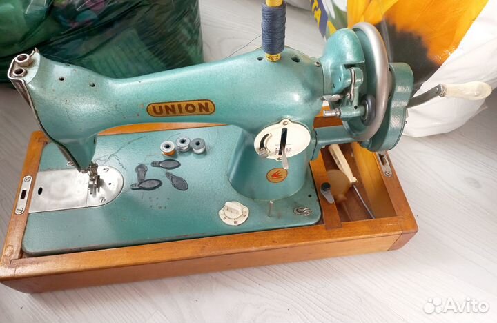 Рабочая швейная машинка Union СССР, винтаж, ретро