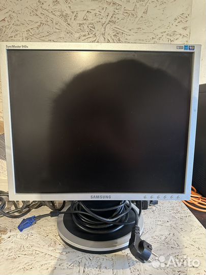 Монитор Samsung 940N
