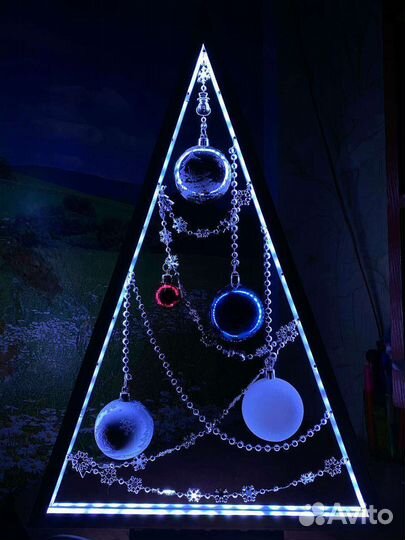 Ель декоративная, эксклюзивный вариант