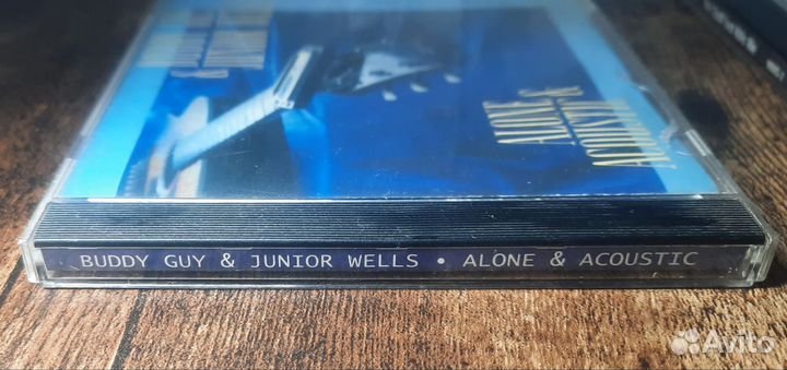 Buddy Guy & Junior Wells – Alone & Acoustic
