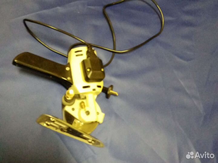 Нож для кройки ткани