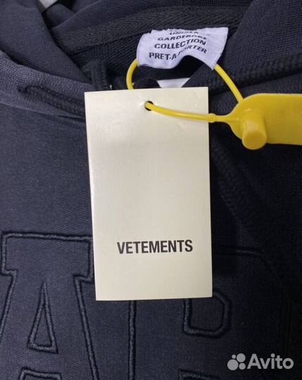 Толстовка vetements