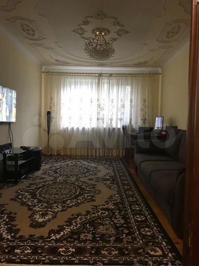 5-к. квартира, 120 м², 1/9 эт.