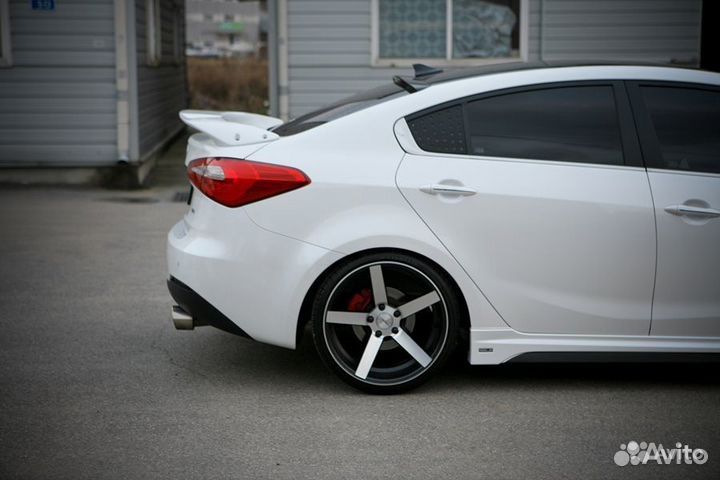 Спойлер Sequence на Kia Cerato K3