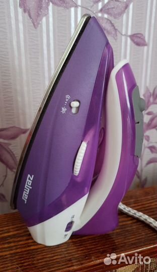 Утюг Zelmer