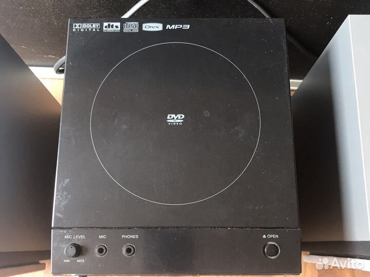 Музыкальный центр sony