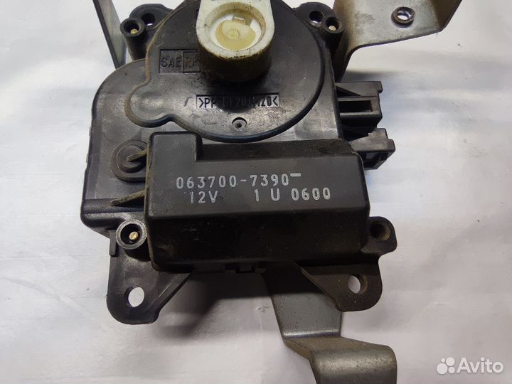 Сервопривод печки lexus LX 470