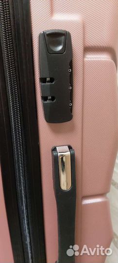 Чемодан на колесах большой, средний