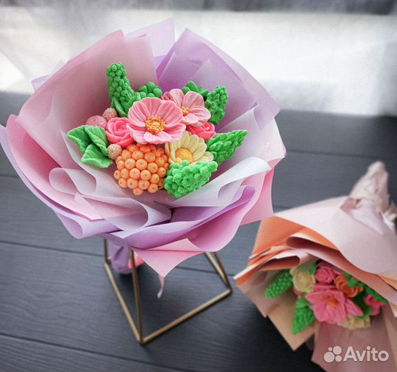 Съедобный сладкий букет из шоколада Подарок