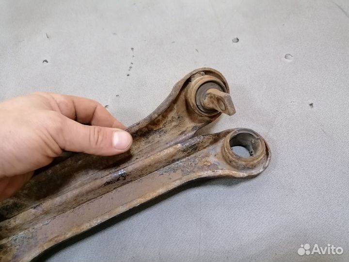 Рычаг задний верхний для Mitsubishi Carisma (DA)